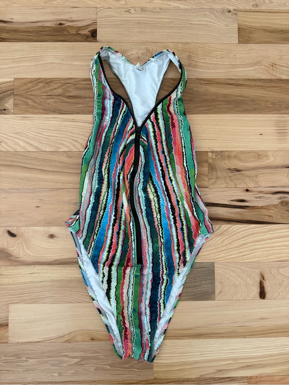 VENUS Multicolor Striped Zip-Front One-Piece Swimsuit – Size 8